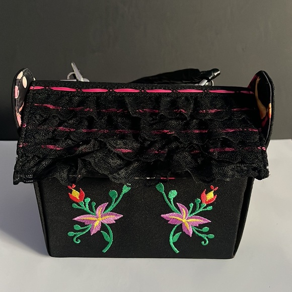 Beverly Feldman Limited Edition Purse Handbag - Picture 15 of 16